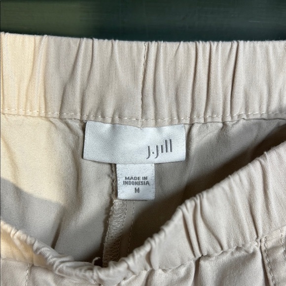 Like New! J. Jill Cream Chinos Lightweight Casual Pants Pull on Size M - Picture 4 of 9